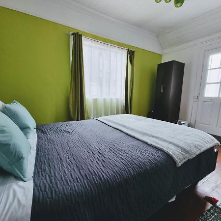 Meraki Hostel - Cerro Alegre - บัลปาราอีโซ ภายนอก รูปภาพ