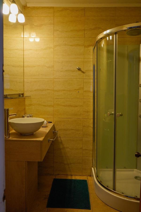Meraki Hostel - Cerro Alegre - บัลปาราอีโซ ภายนอก รูปภาพ